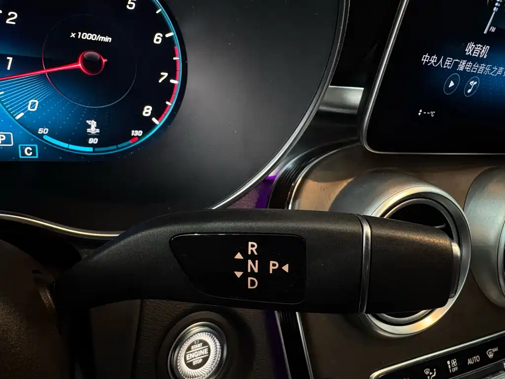 Mercedes-Benz GLC 2022 — фото 16