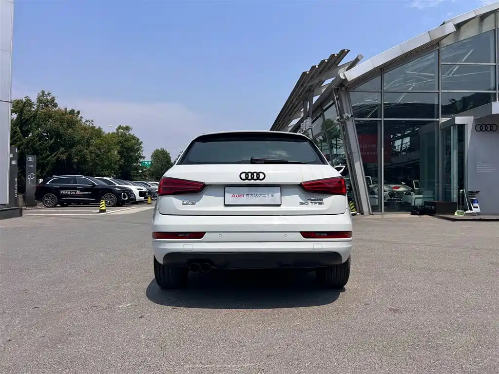 Audi Q3 2016 — фото 2