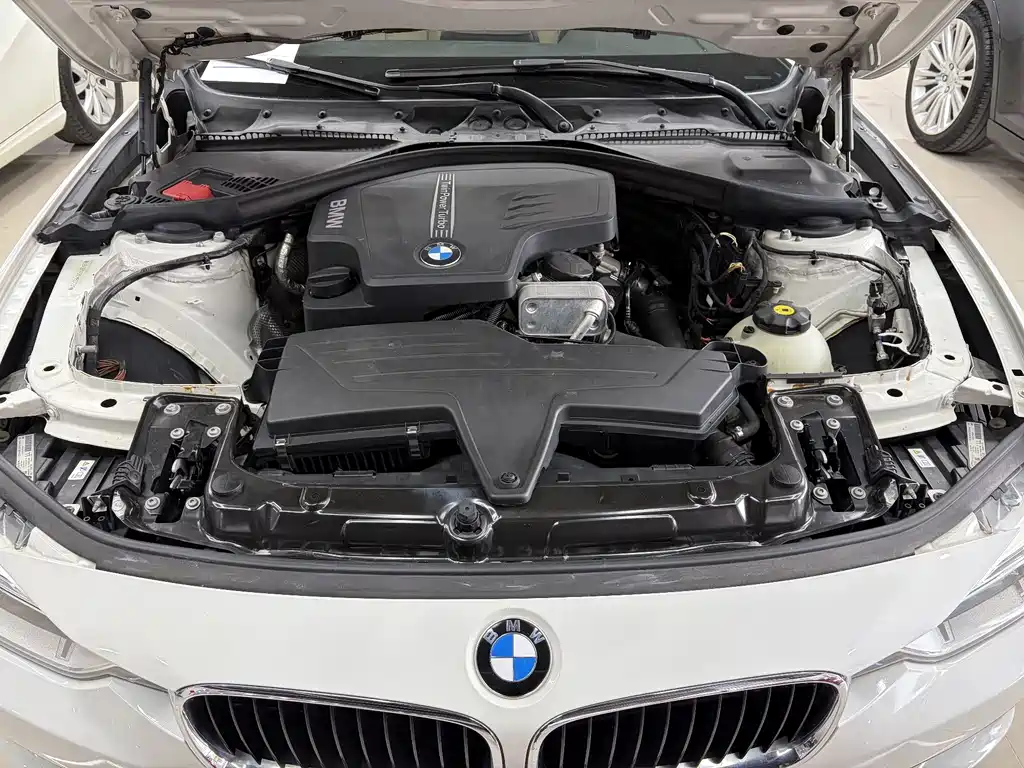 BMW 3 Series 2013 — фото 15