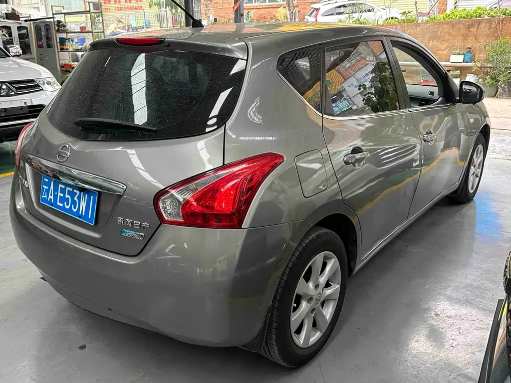 Nissan Tiida 2015 — фото 7