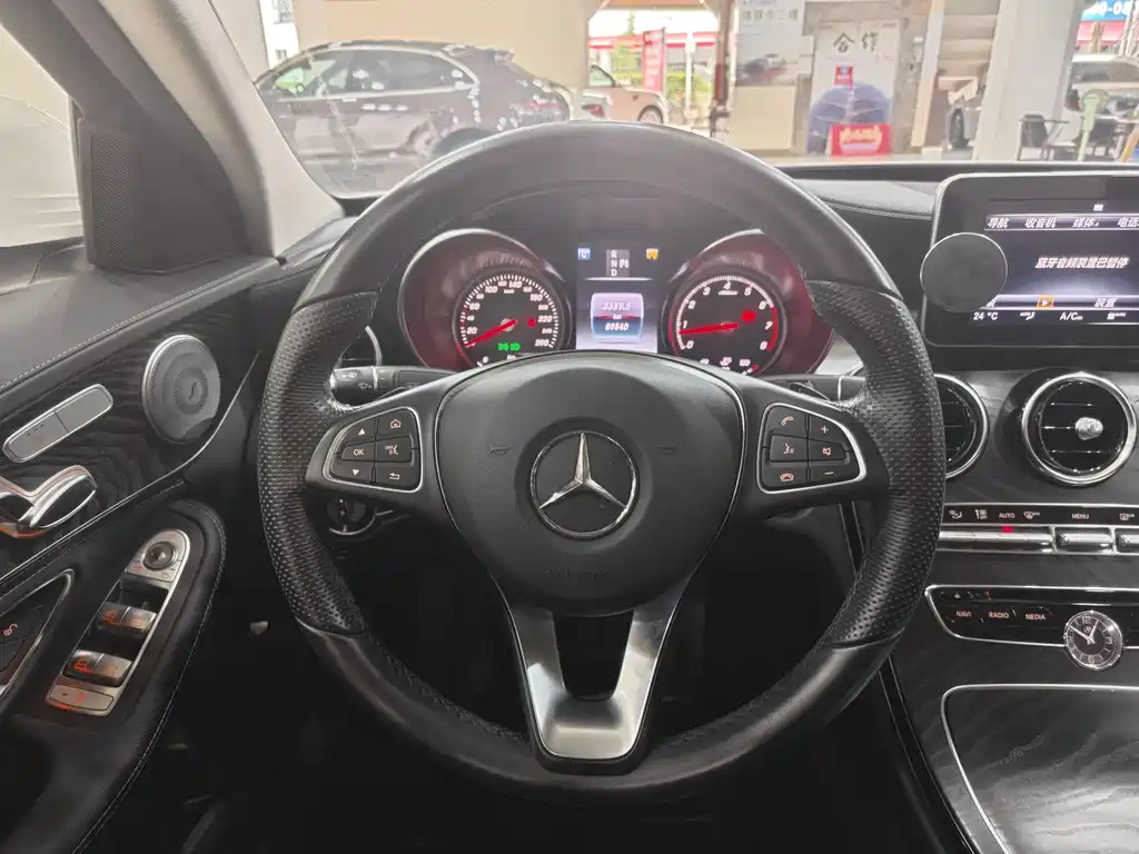 Mercedes-Benz C-Class 2016 — фото 16
