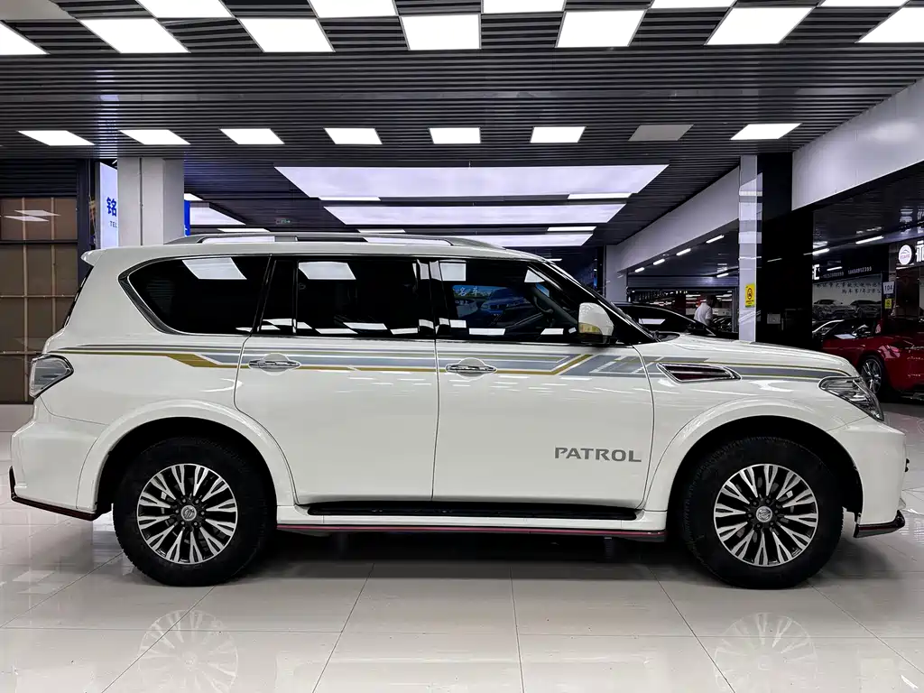 Nissan Patrol 2019 — фото 8