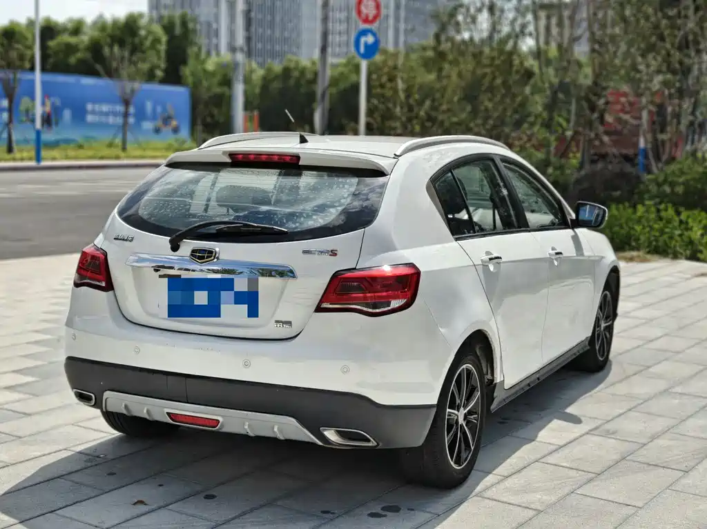 Geely Emgrand 2016