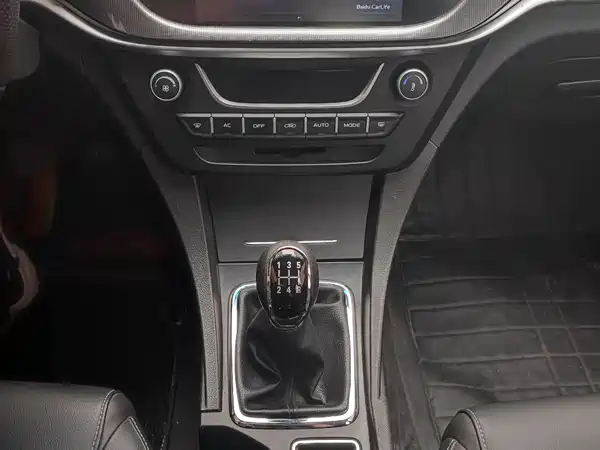 Geely Emgrand 2017