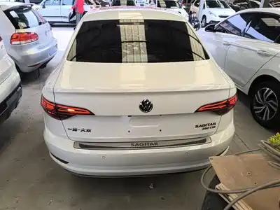 Volkswagen Sagitar 2020