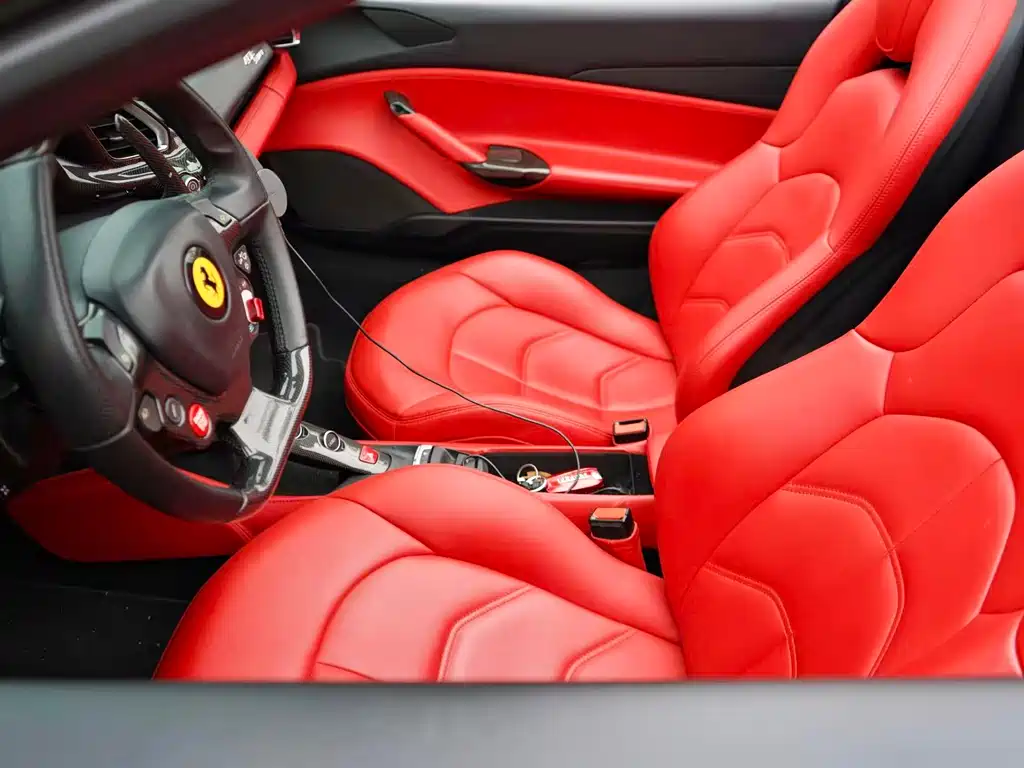 Ferrari 488 2017 — фото 17