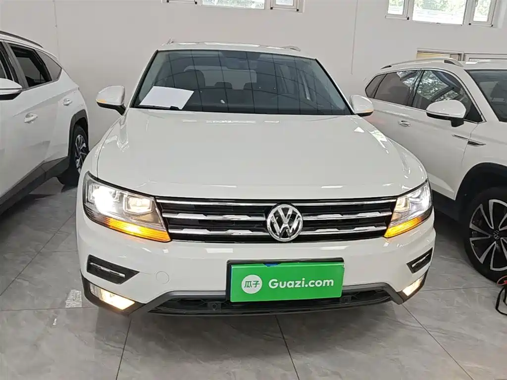 Volkswagen Tiguan L 2020 — фото 3