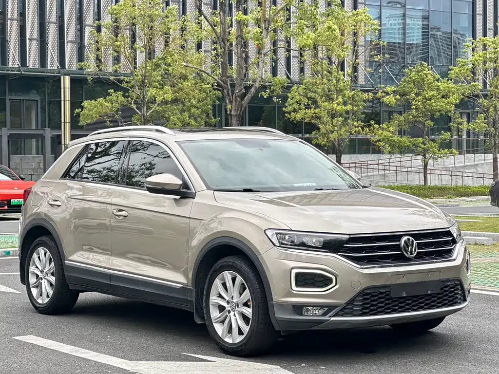Volkswagen T-Roc 2019 — фото 3