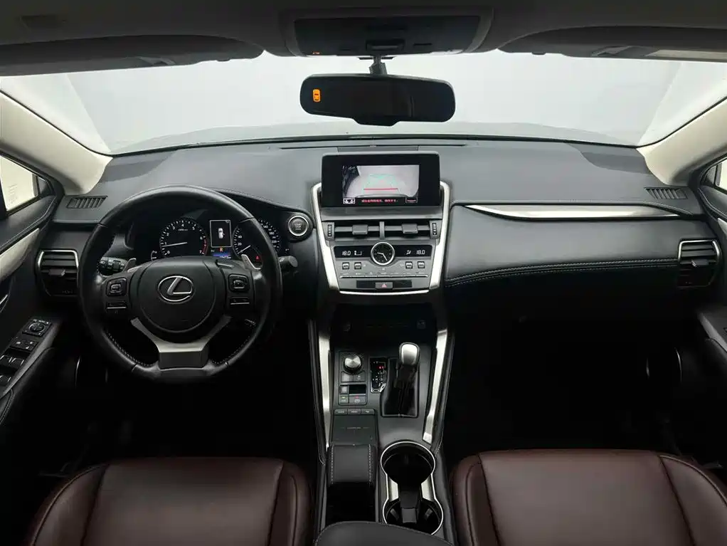 Lexus NX 2021 — фото 21