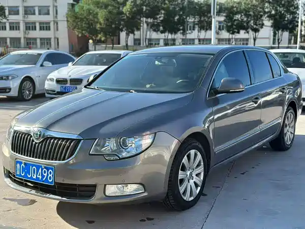 Skoda Superb 2013