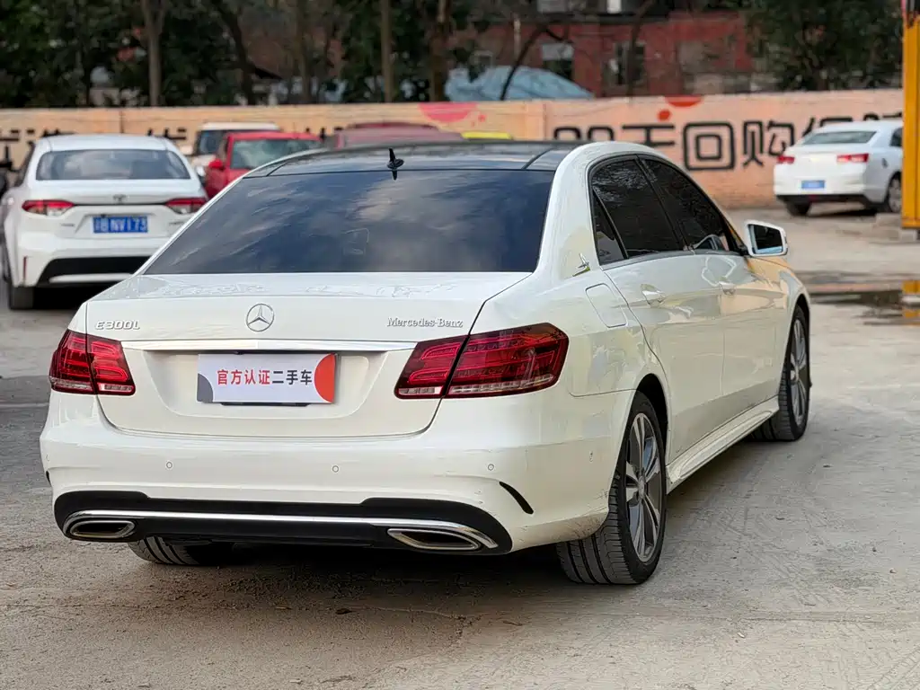 Mercedes-Benz E-Class 2015 — фото 4