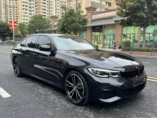 BMW 3 Series 2021