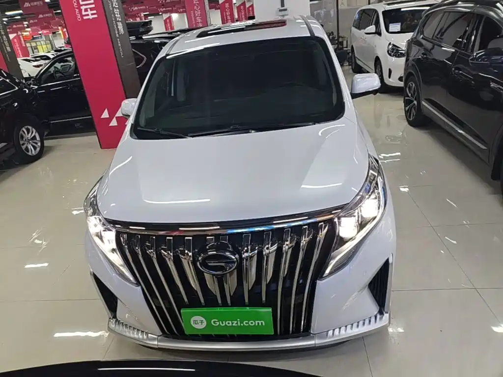 GAC Motor Trumpchi M8 2022 — фото 3