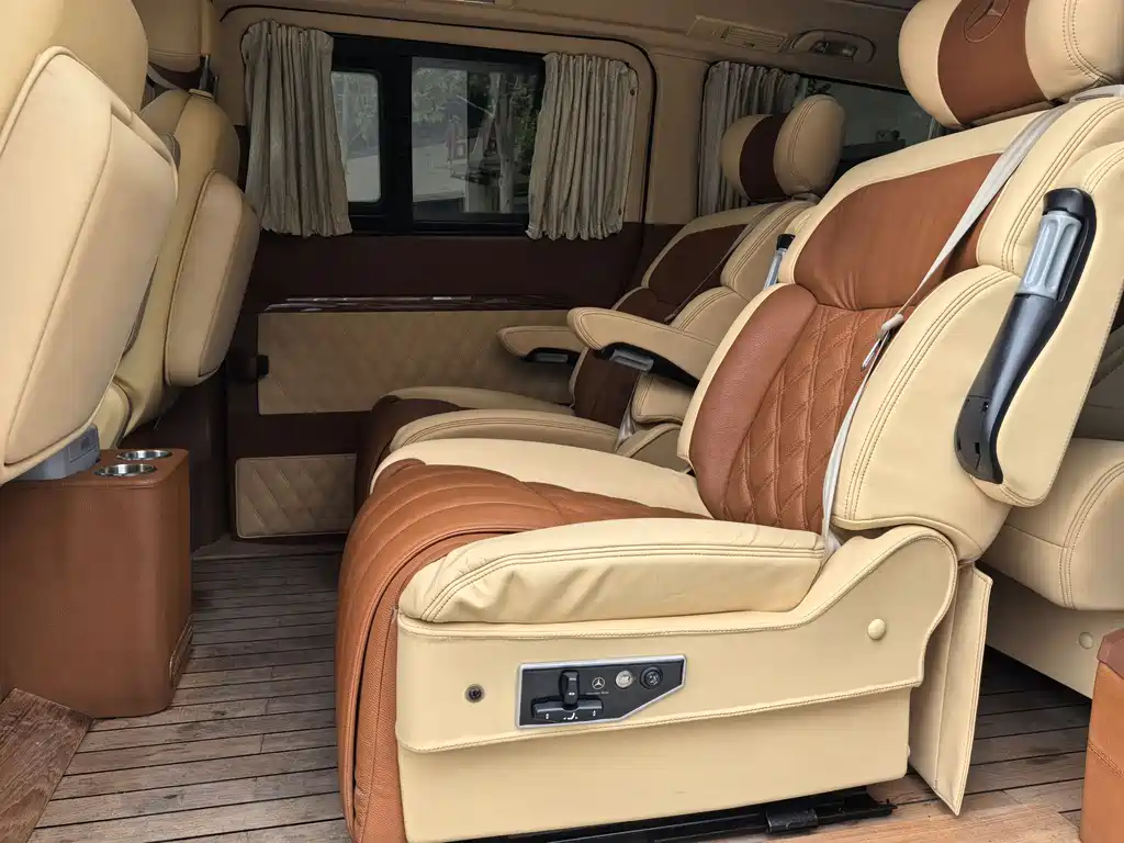 Mercedes-Benz Viano 2015 — фото 12