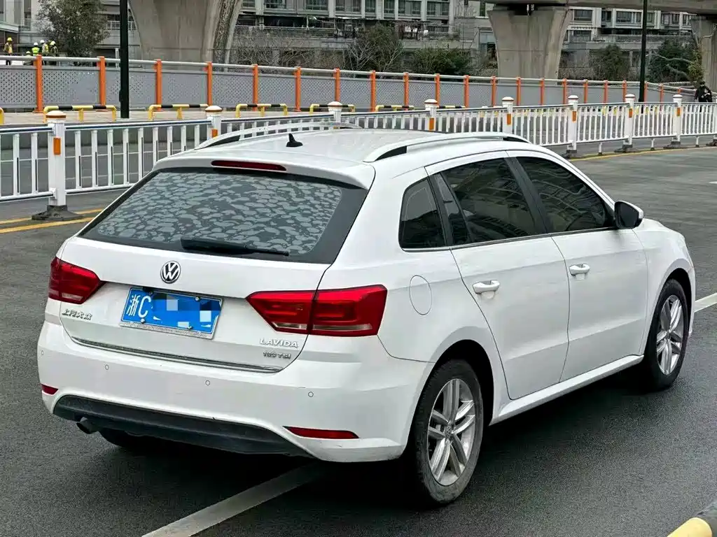 Volkswagen Gran Lavida 2018 — фото 8