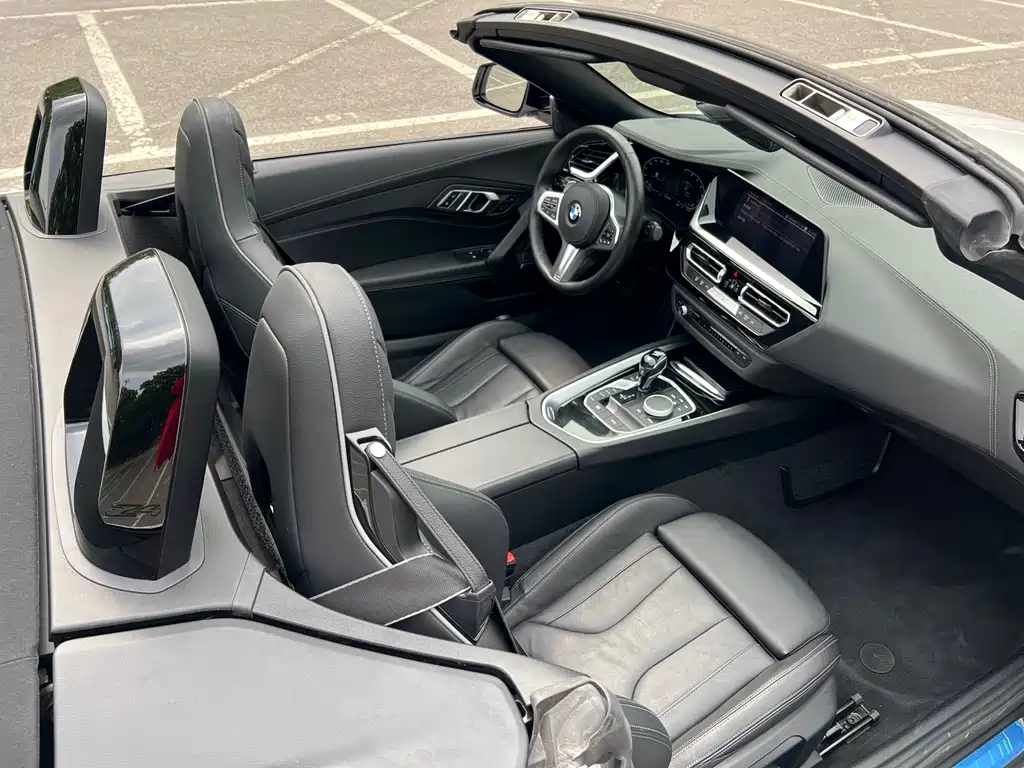 BMW Z4 2021 — фото 20