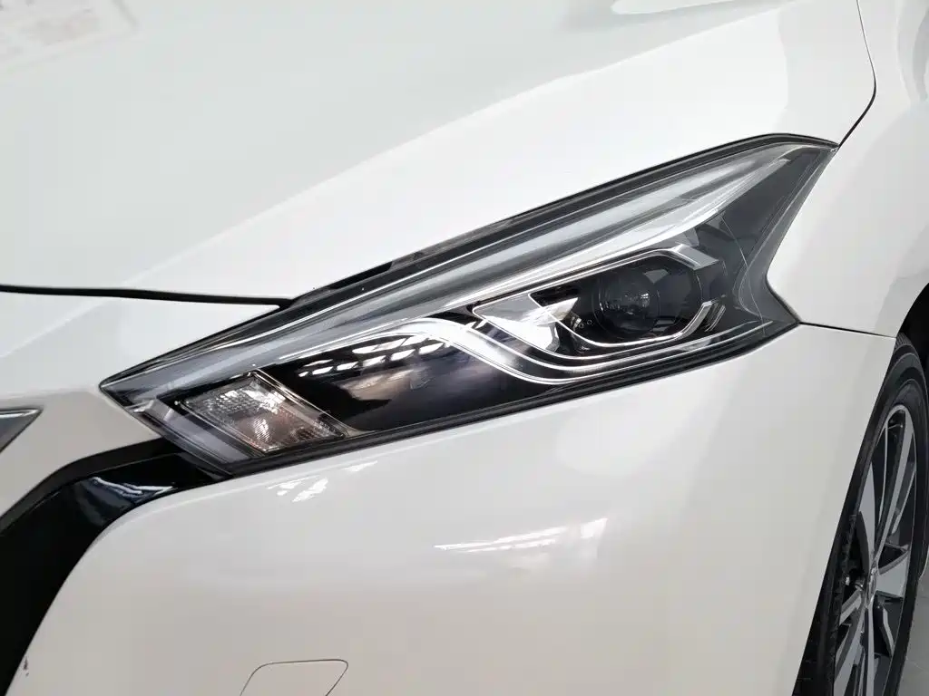 Nissan Bluebird 2019