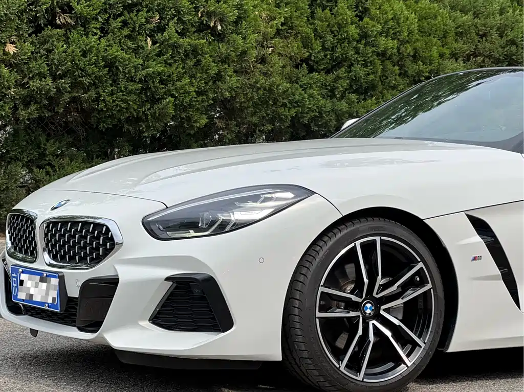 BMW Z4 2021 — фото 9