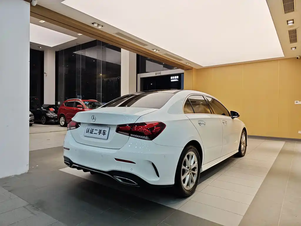Mercedes-Benz A-Class 2021 — фото 28