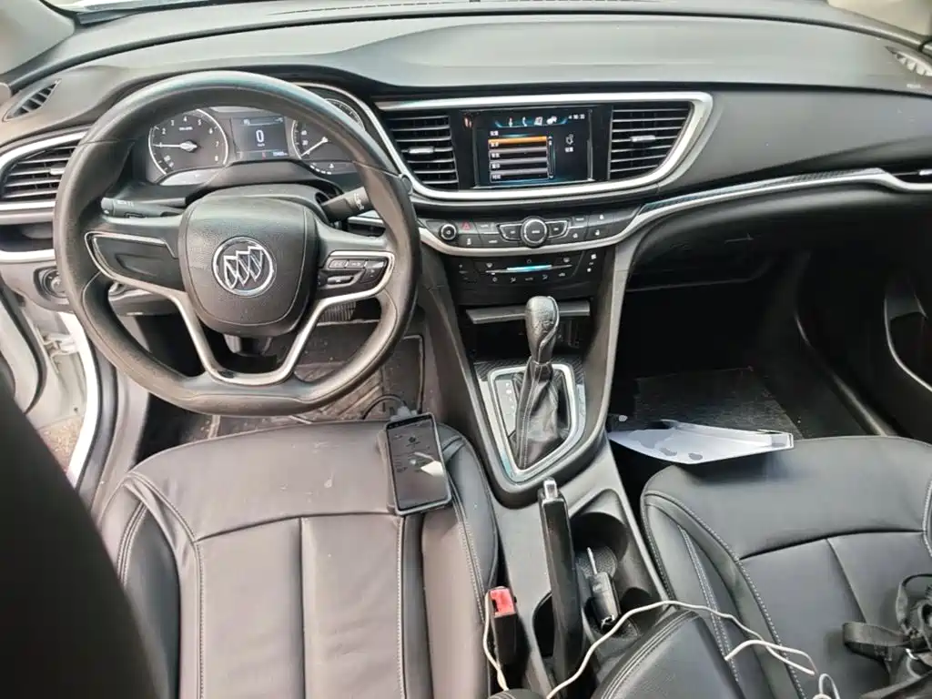 Buick Excelle 2015 — фото 10