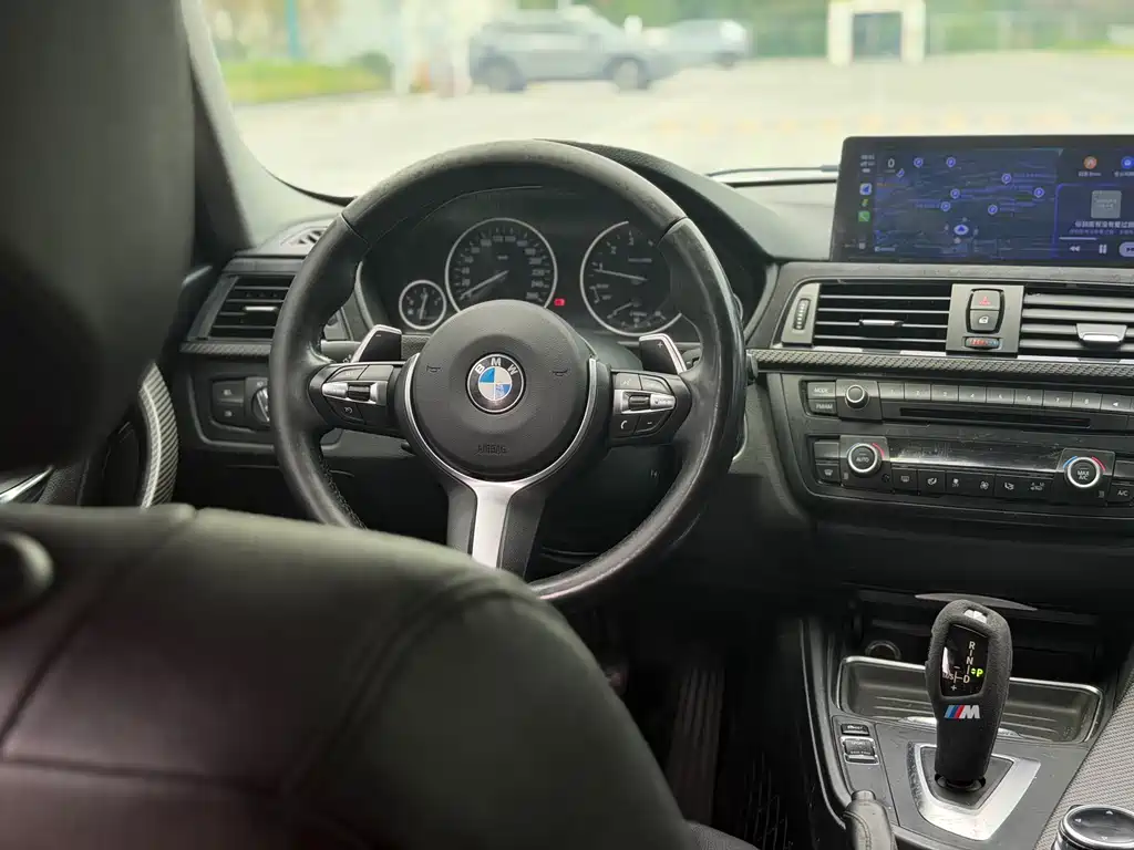 BMW 3 Series 2015 — фото 11
