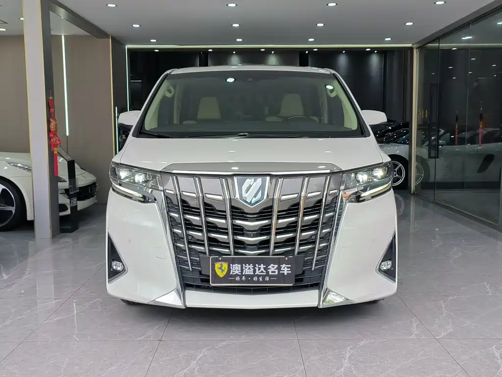 Toyota Alphard 2021 — фото 16