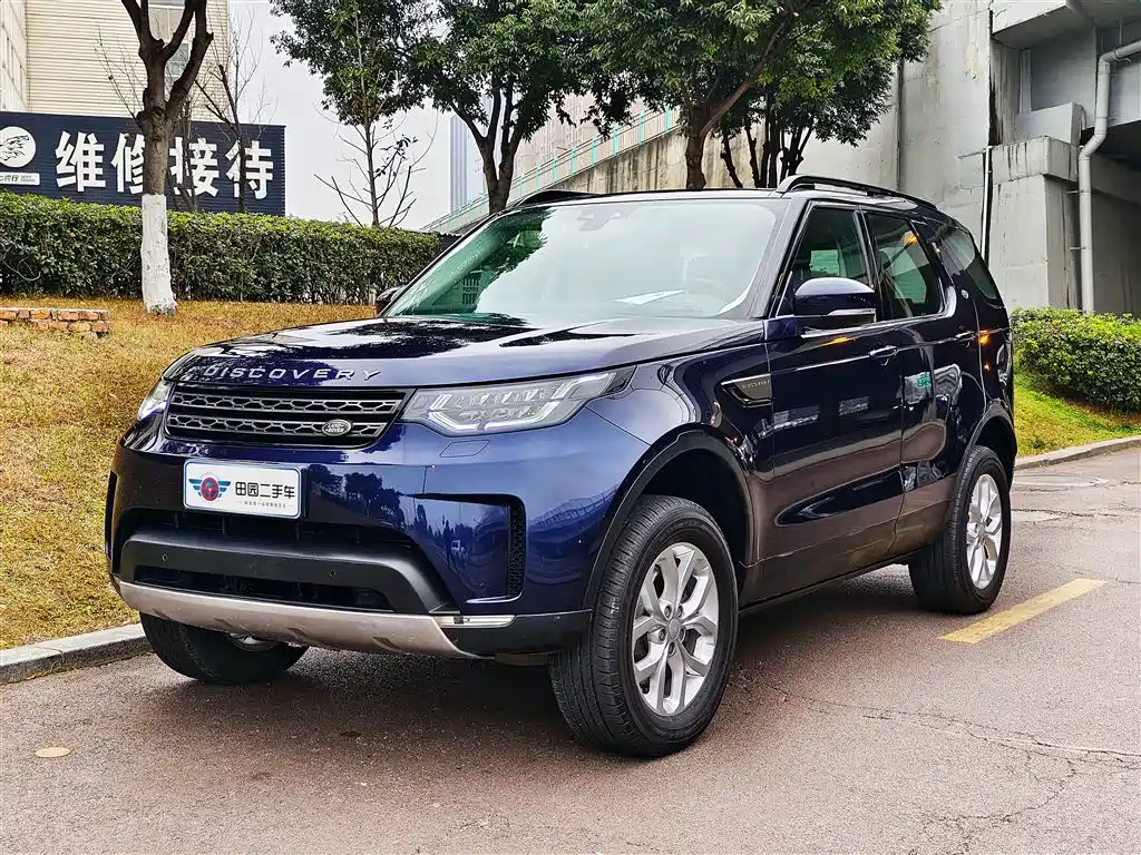 Land Rover Discovery 2019 — фото 1