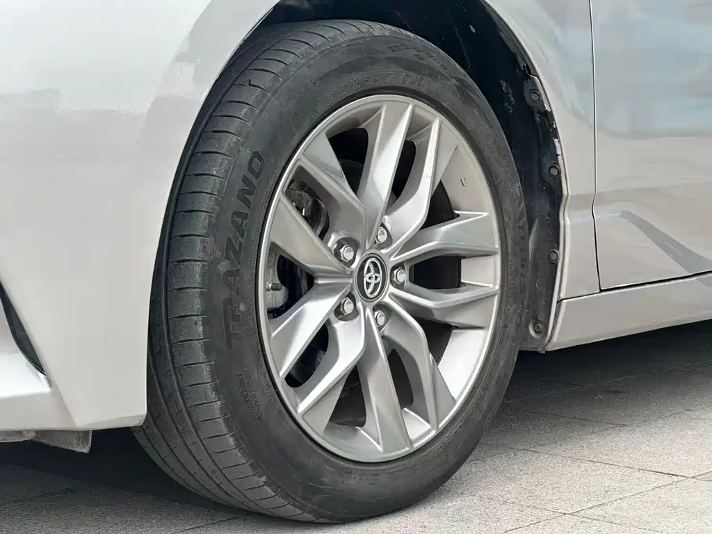 Toyota Avalon 2021 — фото 10