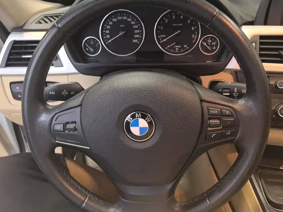 BMW 3 Series 2022 — фото 15