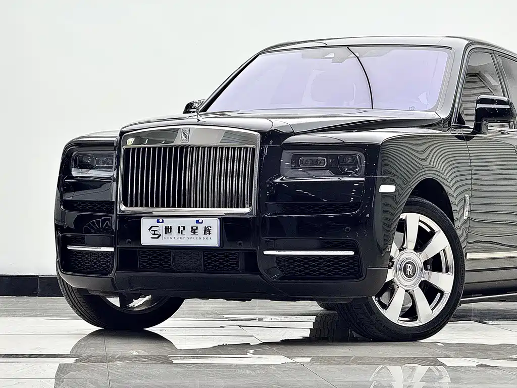 Rolls-Royce Cullinan 2022 — фото 6