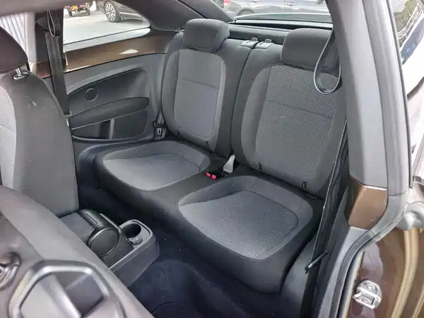 Volkswagen Beetle 2013