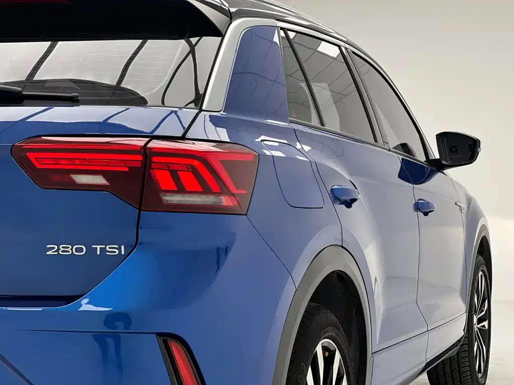 Volkswagen T-Roc 2021 — фото 10