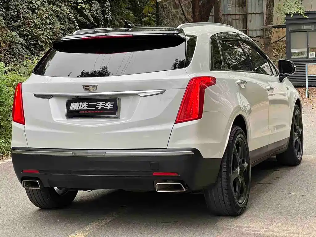 Cadillac XT5 2018 — фото 20