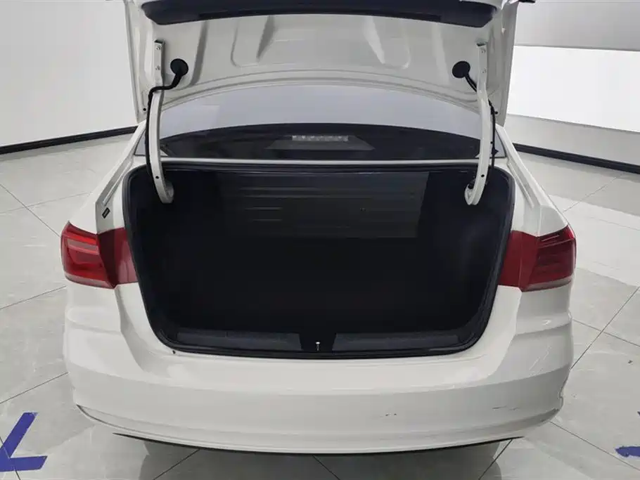 Volkswagen Santana 2022