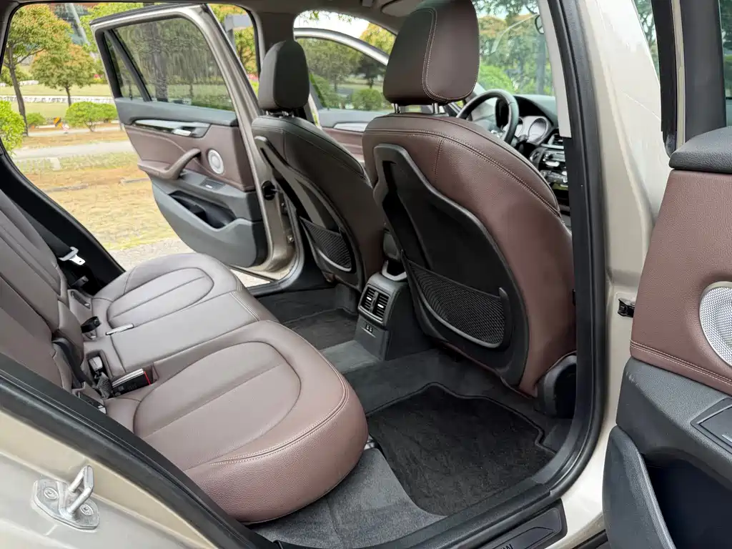 BMW X1 2021 — фото 17