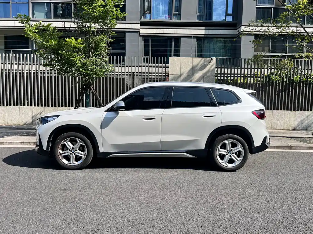 BMW X1 2024 — фото 4