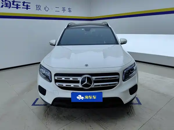 Mercedes-Benz GLB 2023