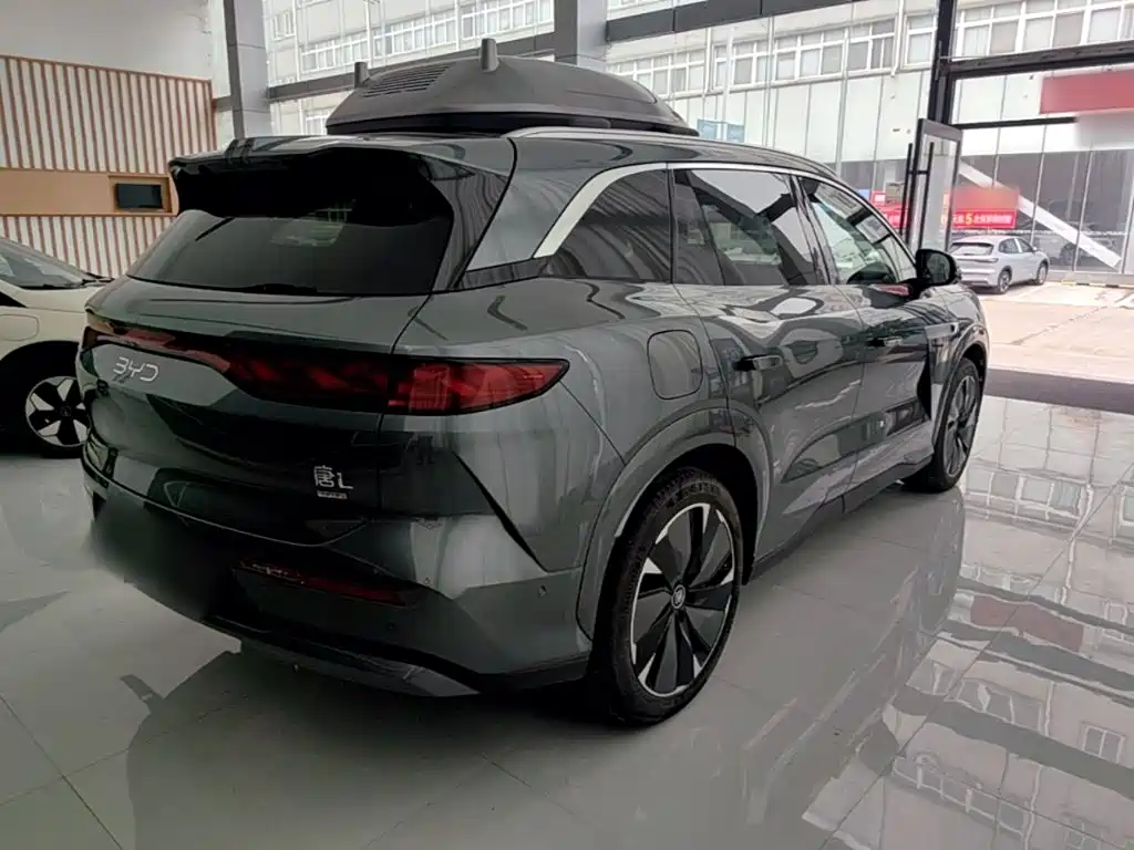 BYD Tang L 2025