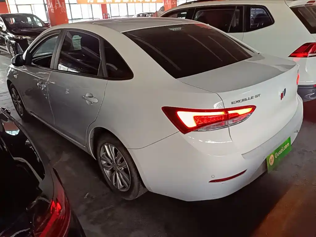 Buick Excelle 2022
