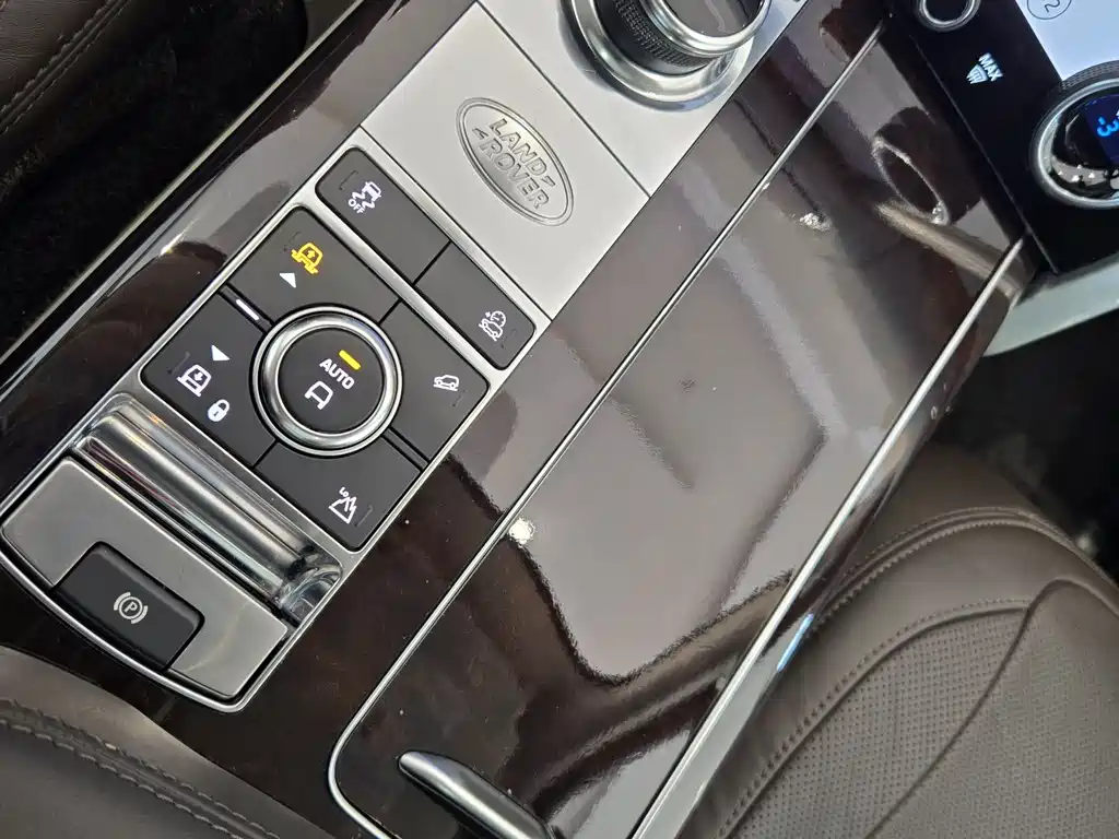 Land Rover Range Rover 2019 — фото 25