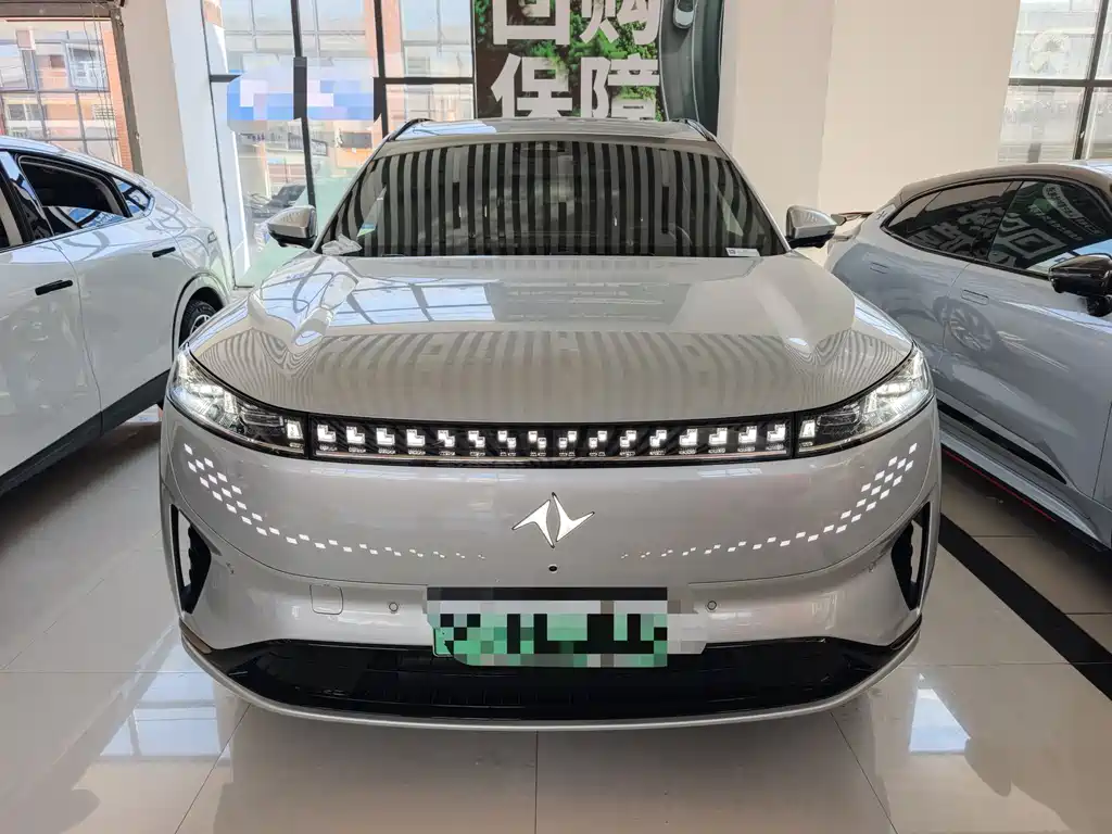 eπ 008 2025 — фото 2