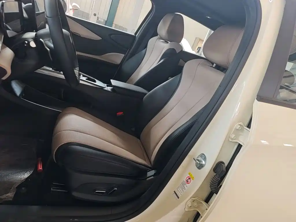 BYD Dolphin 2025 — фото 15
