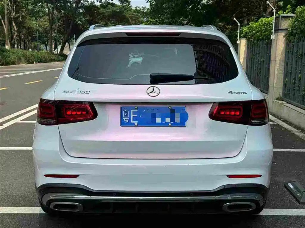 Mercedes-Benz GLC 2021