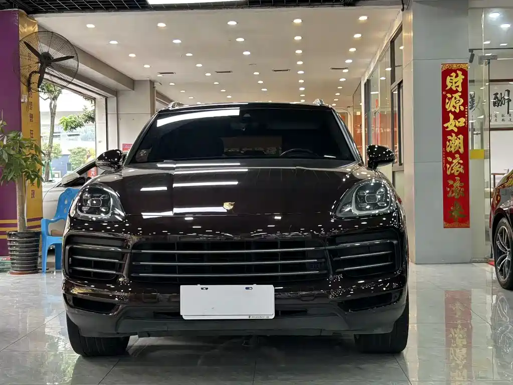 Porsche Cayenne 2020 — фото 2