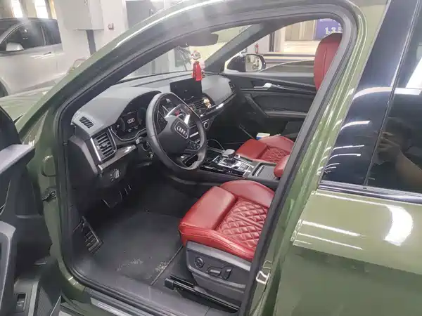 Audi SQ5 2022