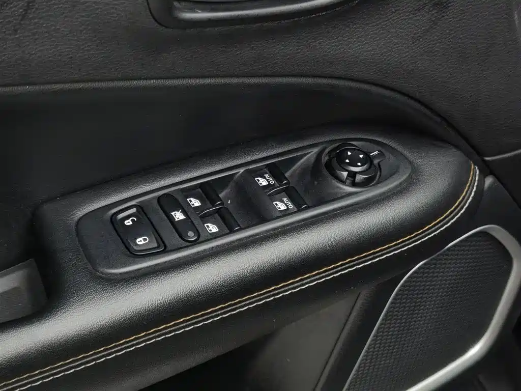 Jeep Compass 2019 — фото 9