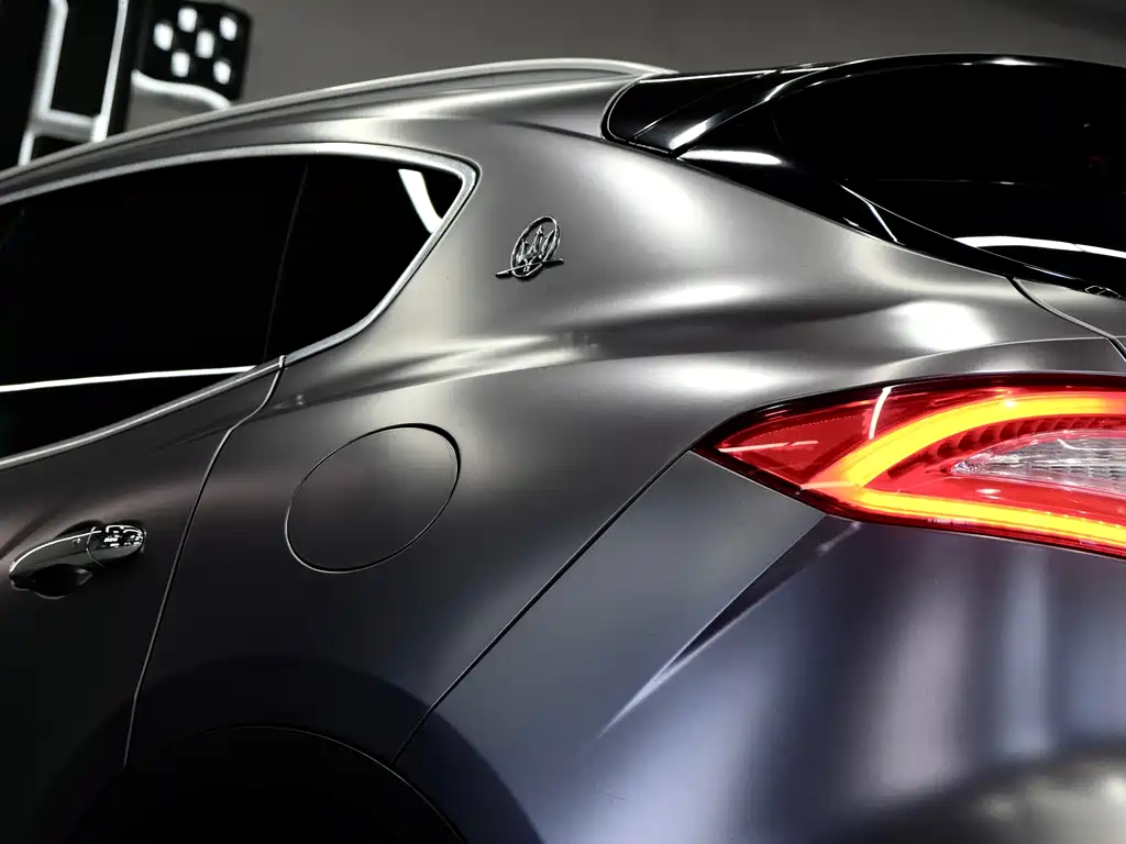 Maserati Levante 2016 — фото 8