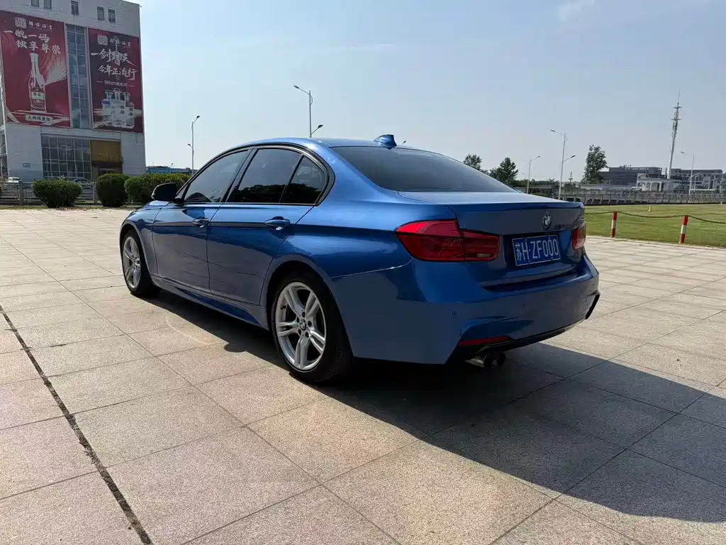 BMW 3 Series 2017 — фото 9