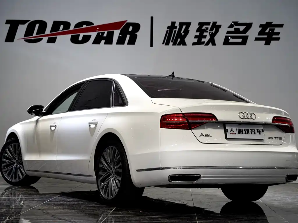 Audi A8 2014