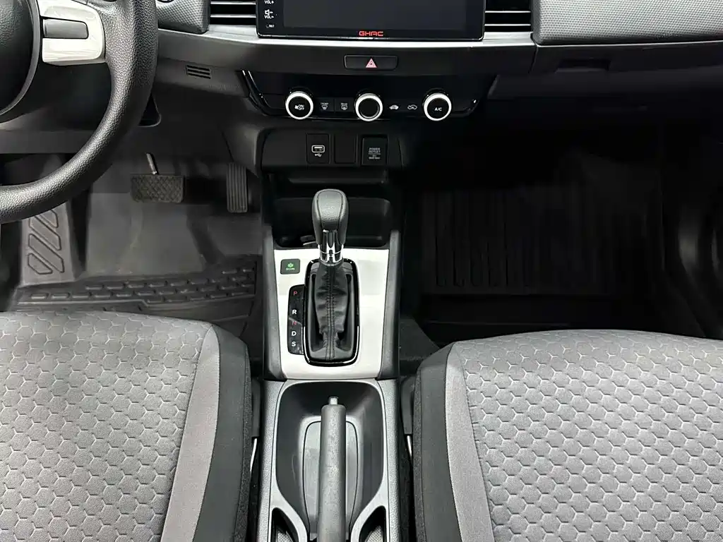 Honda Fit 2024 — фото 12